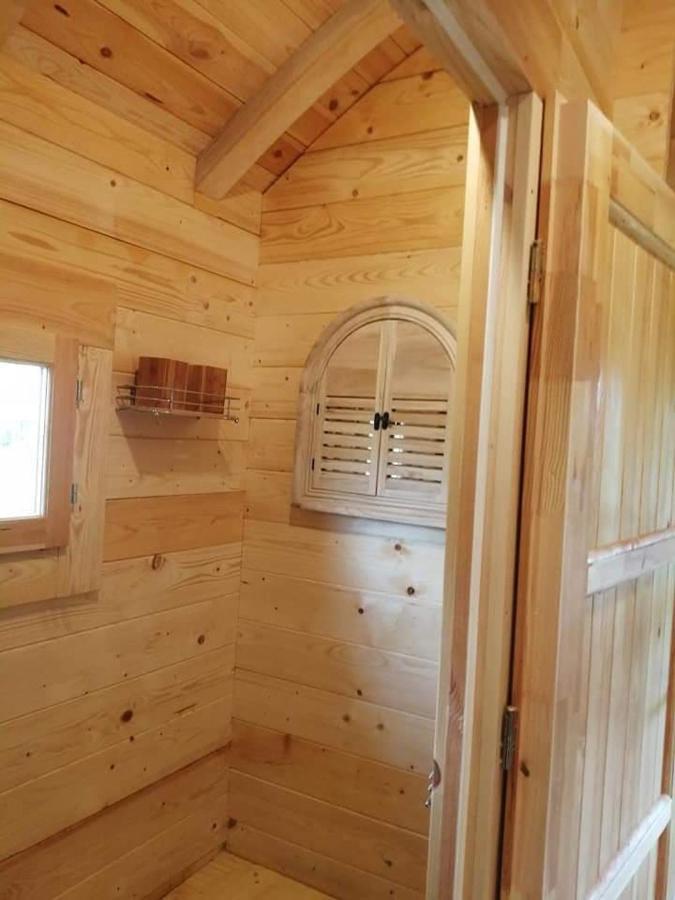 Le Studio Du Pressoir Gisay Экстерьер фото