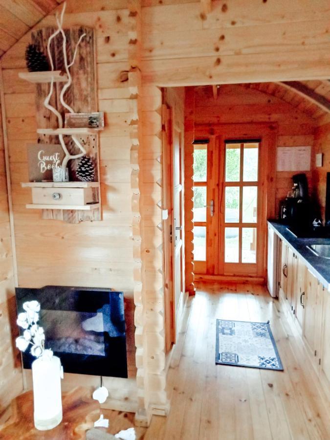 Le Studio Du Pressoir Gisay Экстерьер фото
