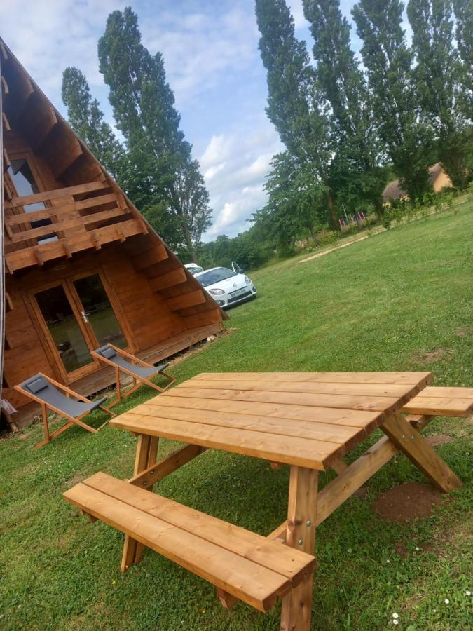 Le Studio Du Pressoir Gisay Экстерьер фото